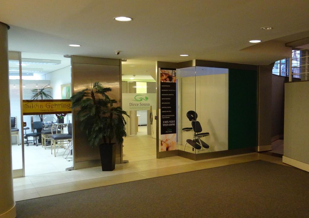 לונדרינה Hotel Boulevard מראה חיצוני תמונה
